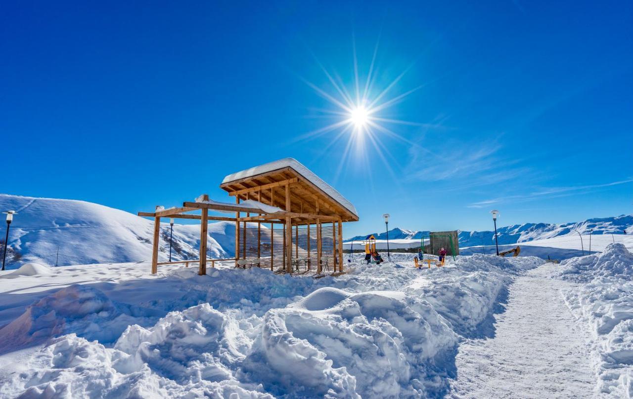 Apartmán Gvc New Gudauri Alpic Mountain View Exteriér fotografie