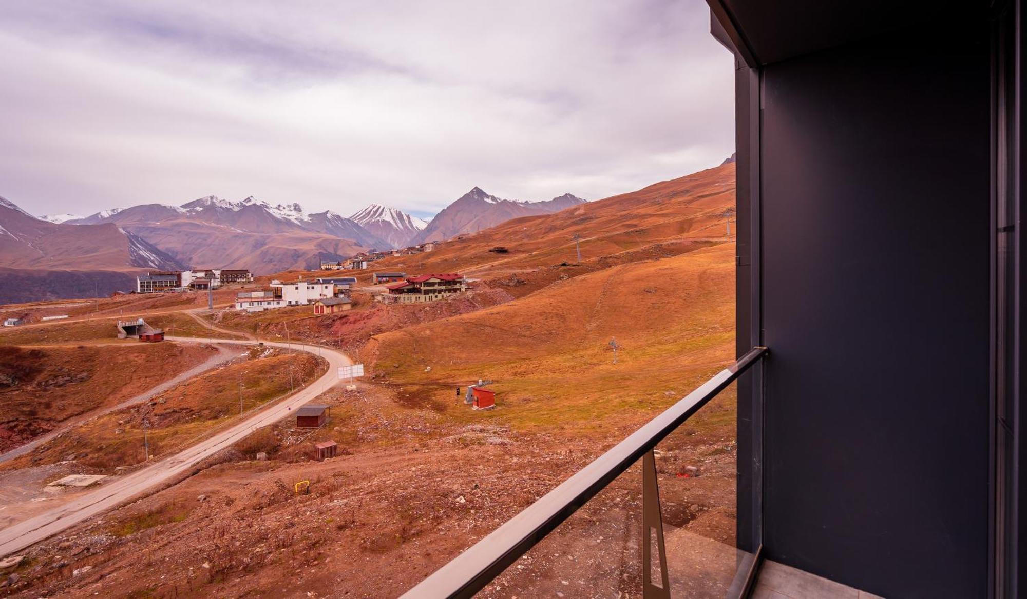 Apartmán Gvc New Gudauri Alpic Mountain View Exteriér fotografie
