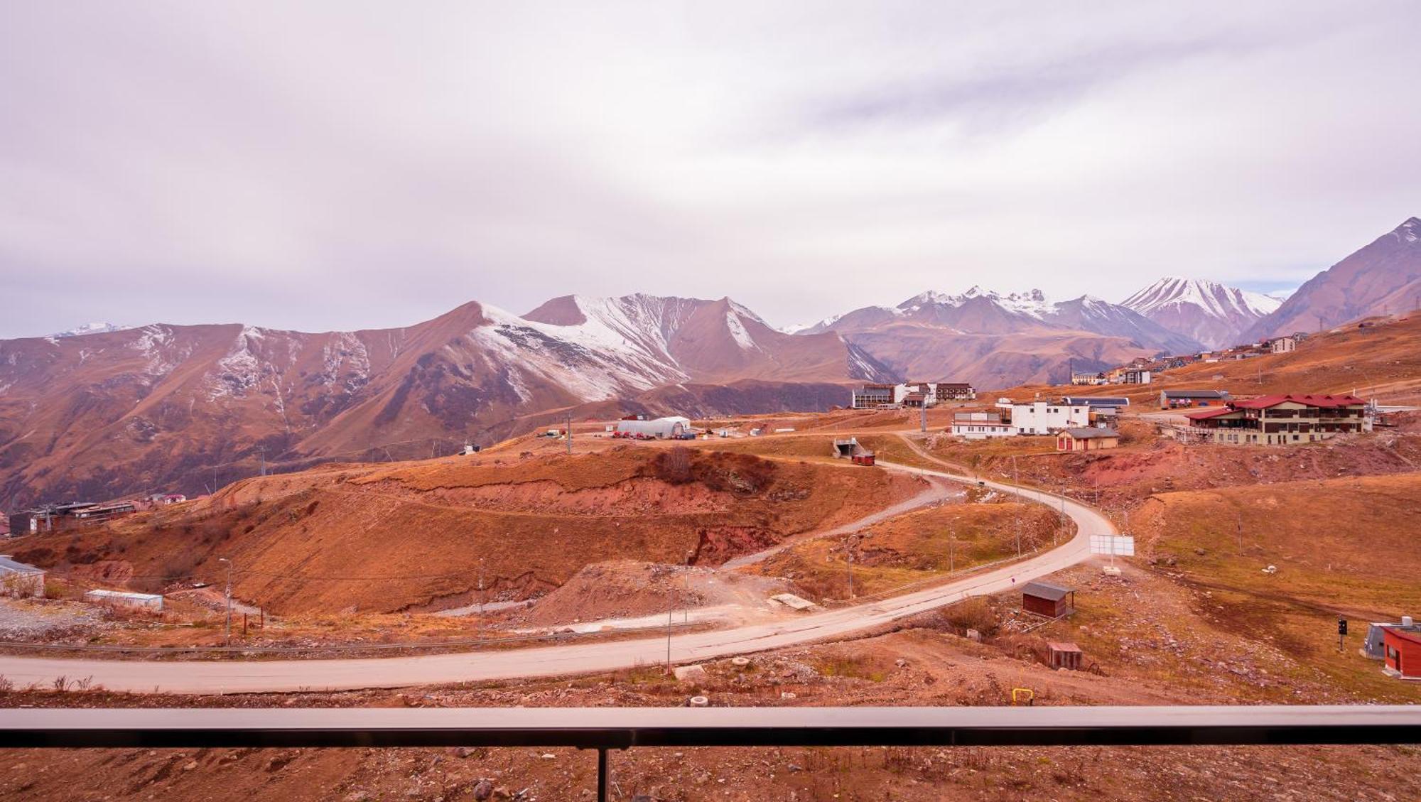 Apartmán Gvc New Gudauri Alpic Mountain View Exteriér fotografie